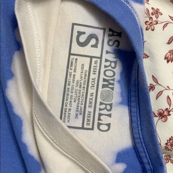 Astroworld Astronaut Tour T-Shirt - Picture 2 of 3